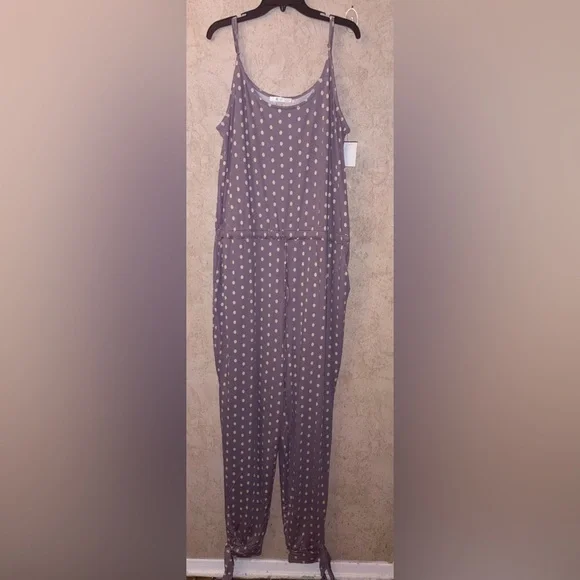 Venus Polka Dot Jumpsuit with Side Slit - Picture 3 of 6